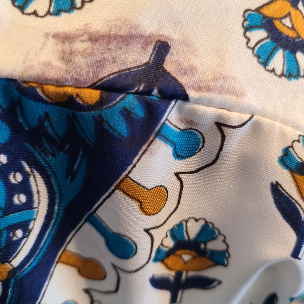 Vintage Blue and White Floral Swim Coverup - Picture 6 of 6